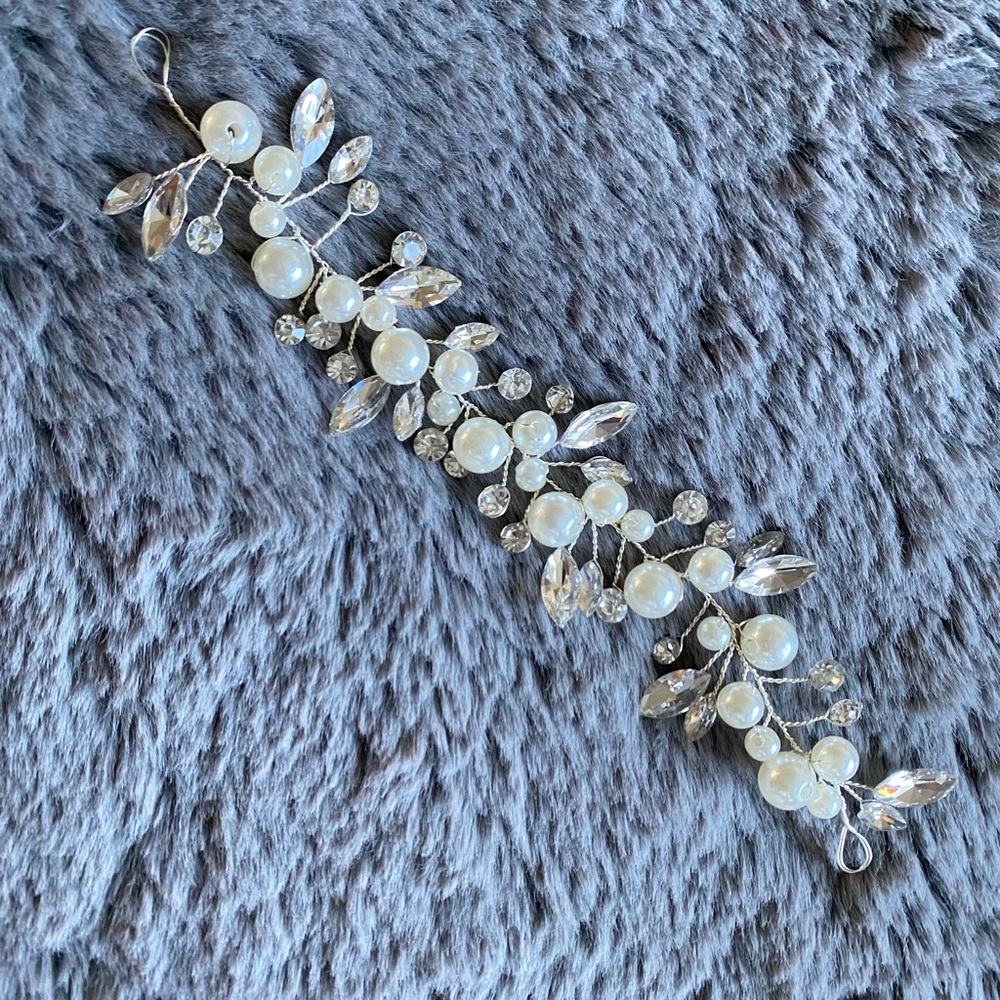 Hair accessory - Picture 3 of 8